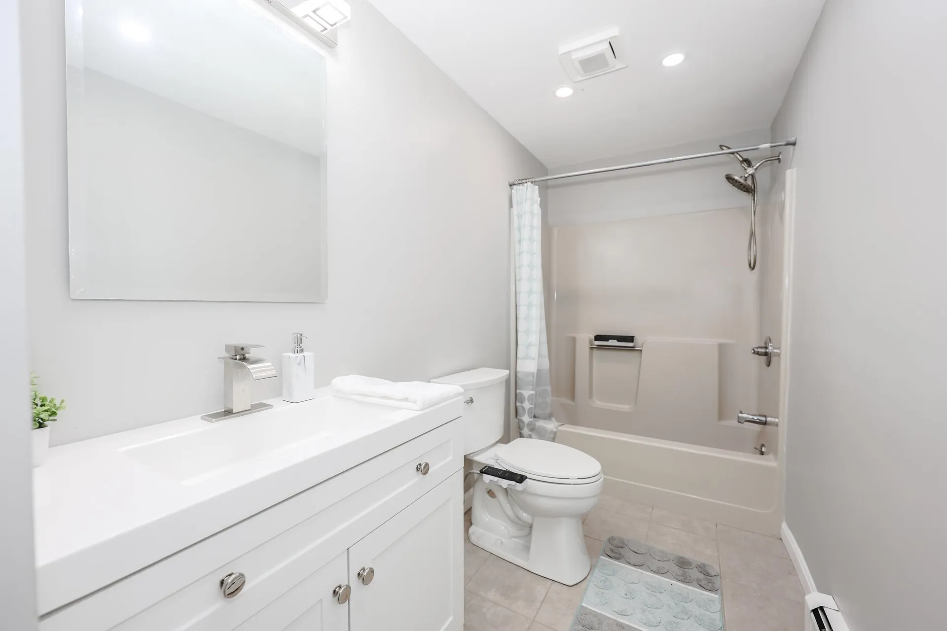 36 B Dale Road Hooksett NH 03106