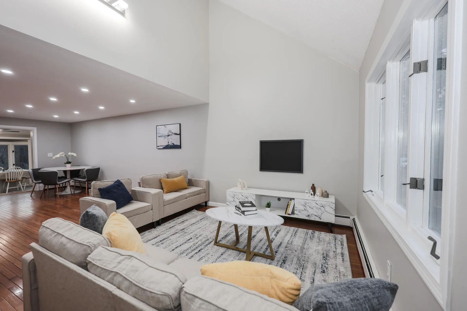 36 B Dale Road Hooksett NH 03106