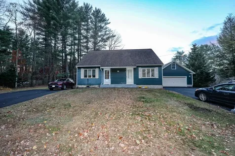 36 B Dale Road Hooksett NH 03106