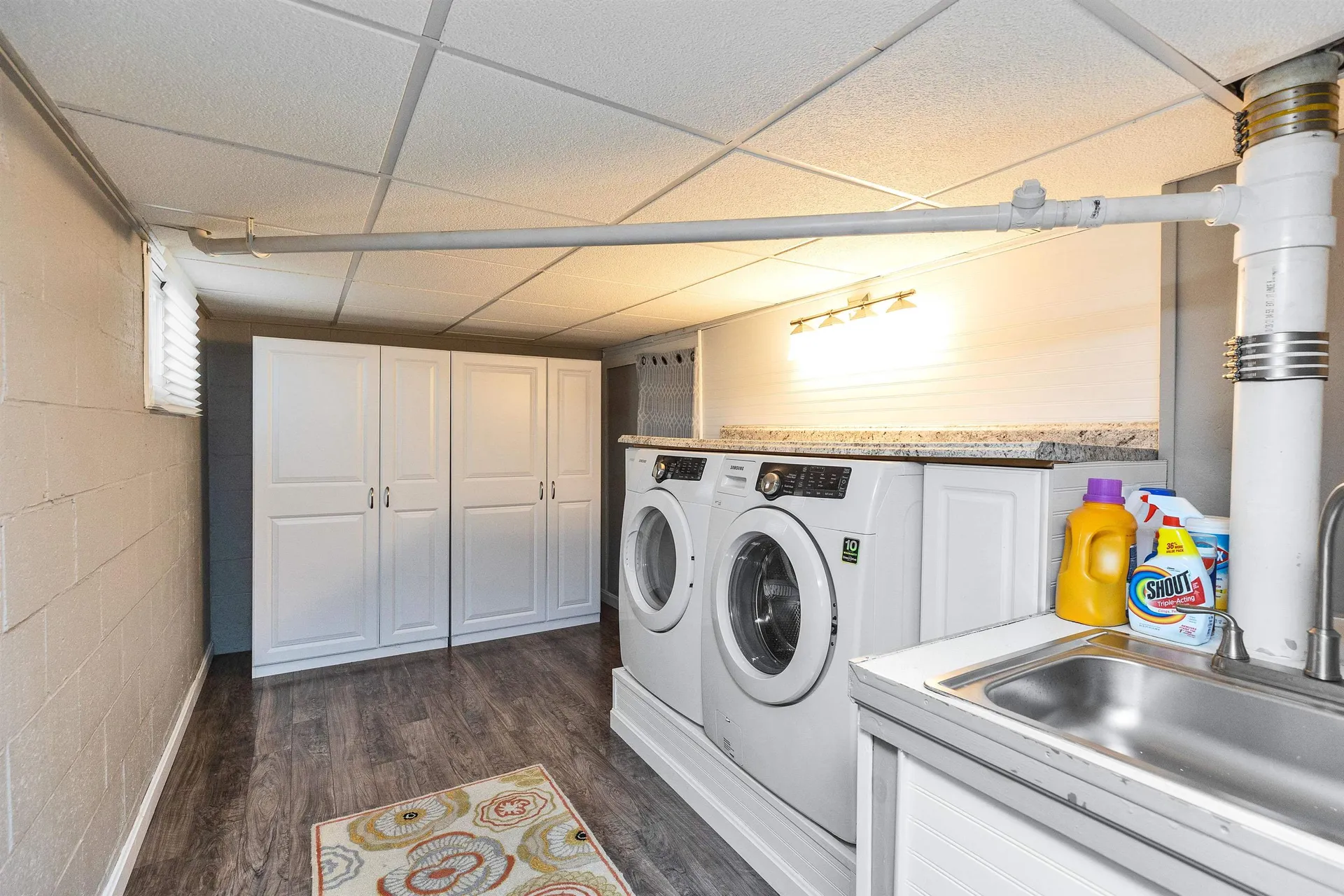 24 Dexter Street Nashua NH 03060