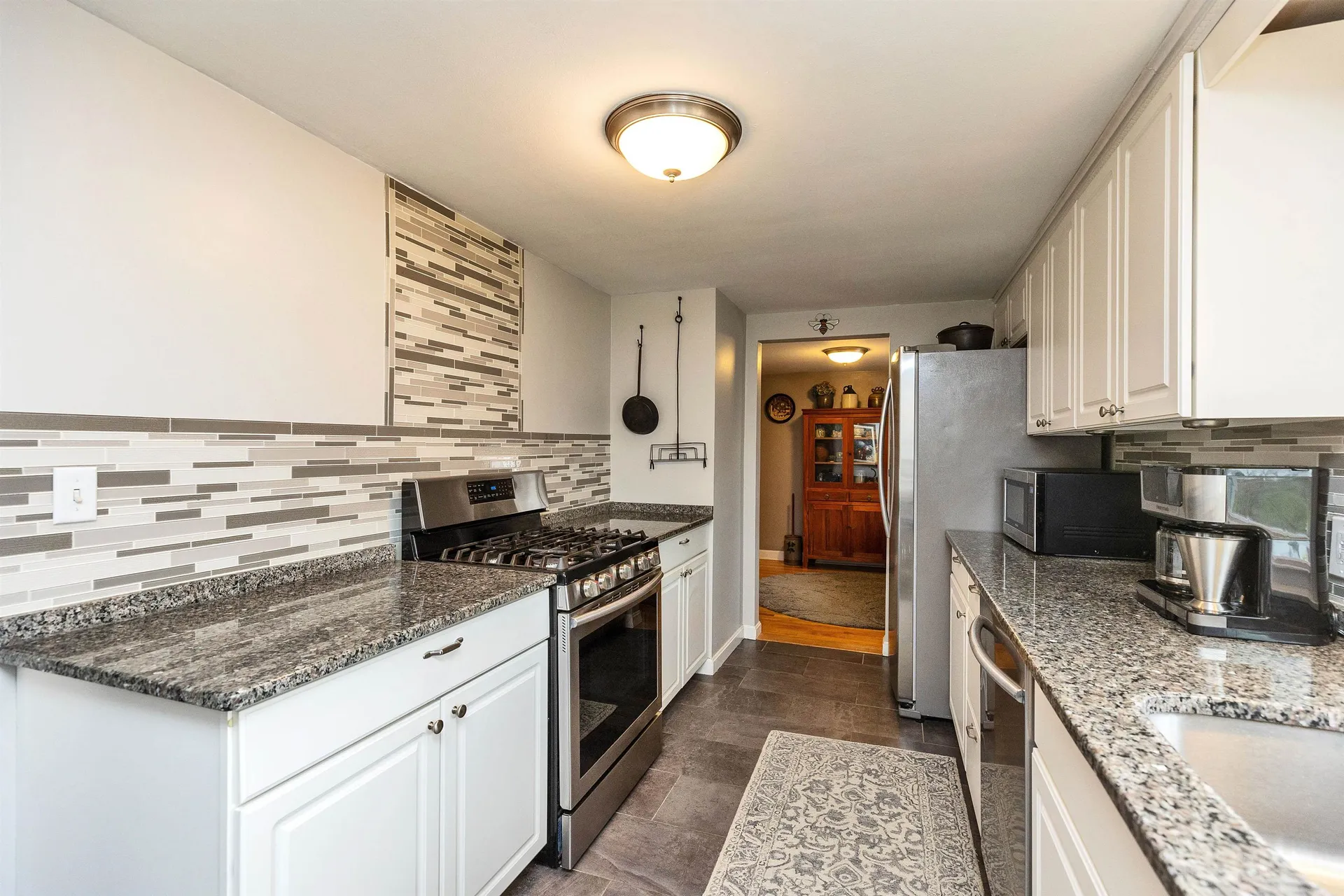 24 Dexter Street Nashua NH 03060