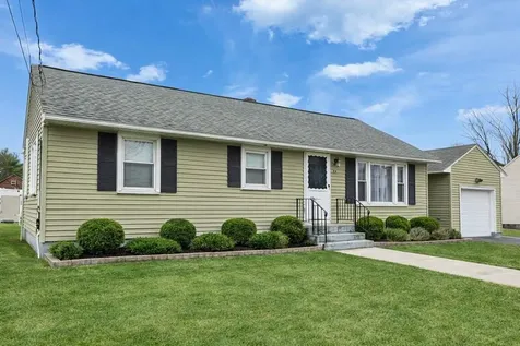 24 Dexter Street Nashua NH 03060