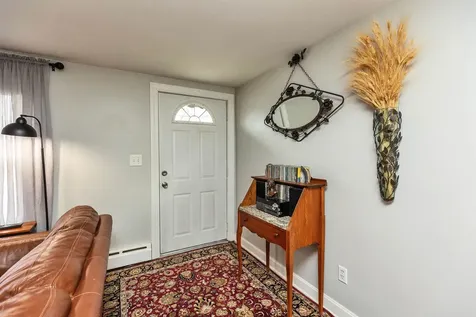 24 Dexter Street Nashua NH 03060