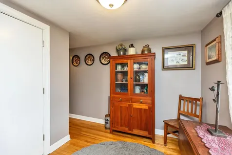 24 Dexter Street Nashua NH 03060