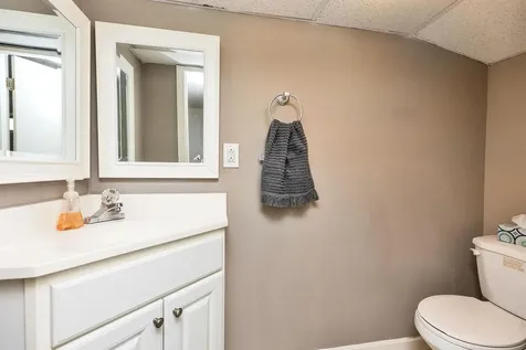 24 Dexter Street Nashua NH 03060