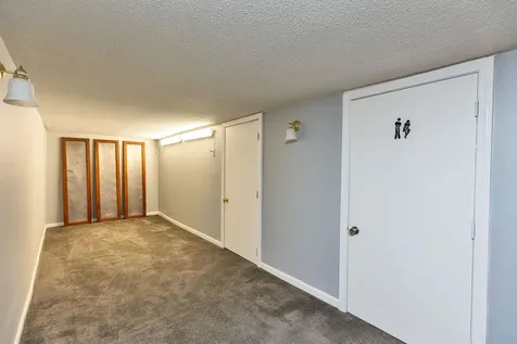 24 Dexter Street Nashua NH 03060