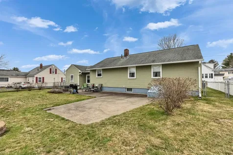 24 Dexter Street Nashua NH 03060