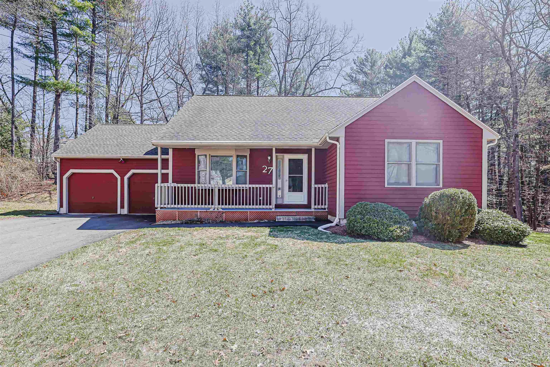 27 Scottsdale Drive Hudson NH 03051