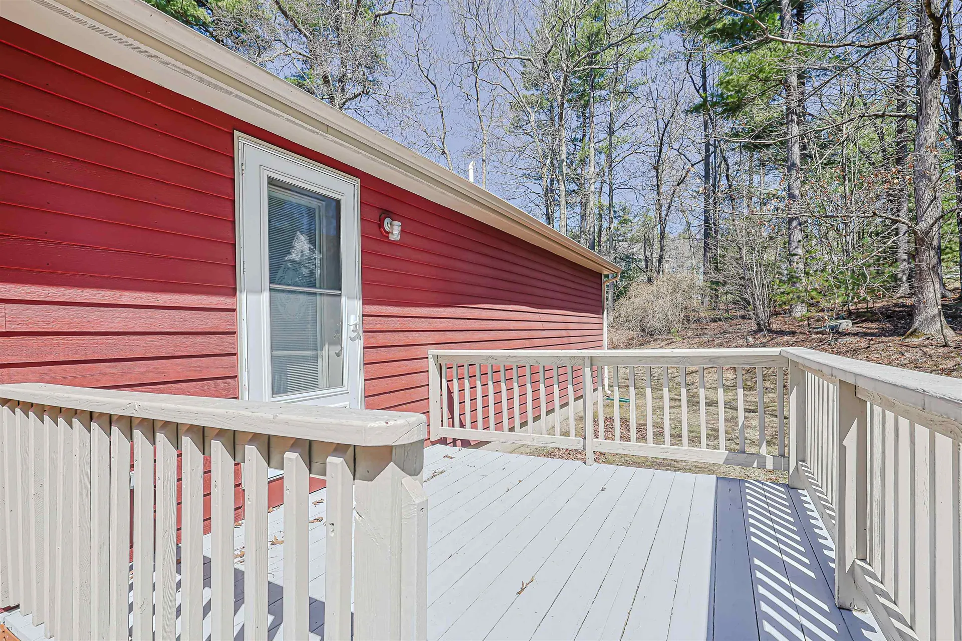 27 Scottsdale Drive Hudson NH 03051