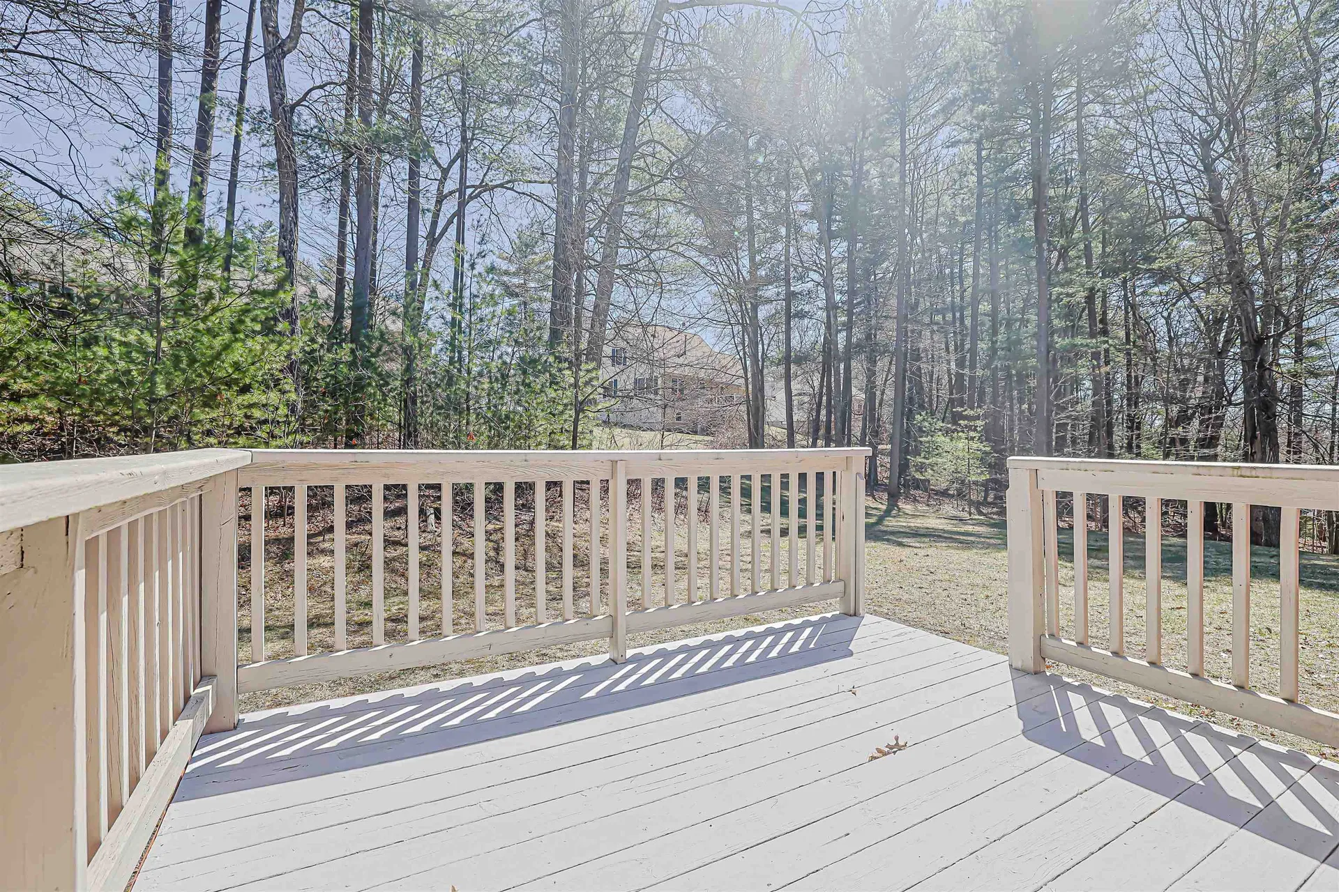 27 Scottsdale Drive Hudson NH 03051