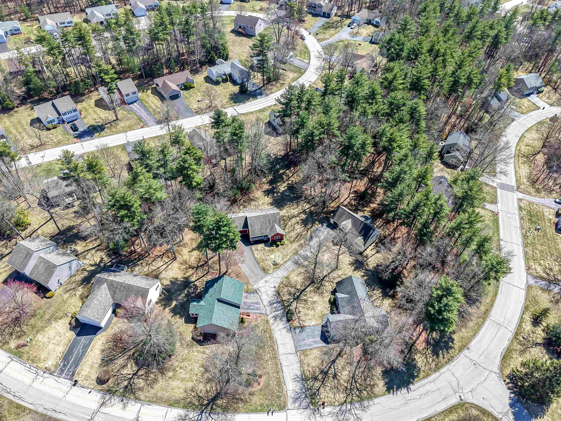 27 Scottsdale Drive Hudson NH 03051