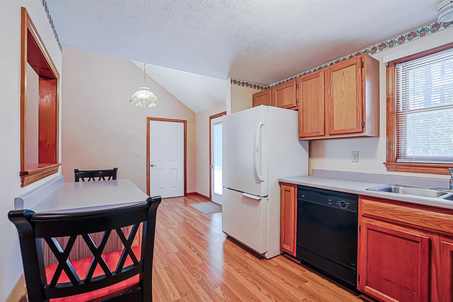 27 Scottsdale Drive Hudson NH 03051