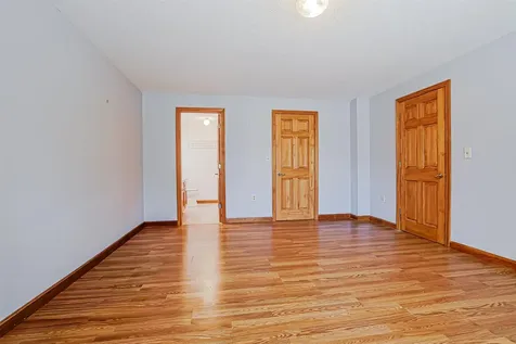 27 Scottsdale Drive Hudson NH 03051