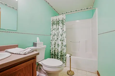 27 Scottsdale Drive Hudson NH 03051