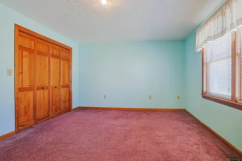 27 Scottsdale Drive Hudson NH 03051