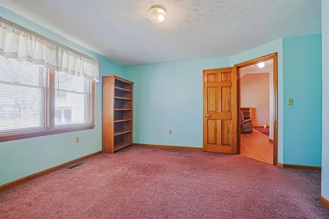 27 Scottsdale Drive Hudson NH 03051