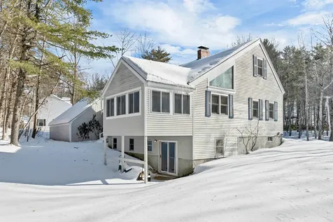 581 East Side Drive Alton NH 03810