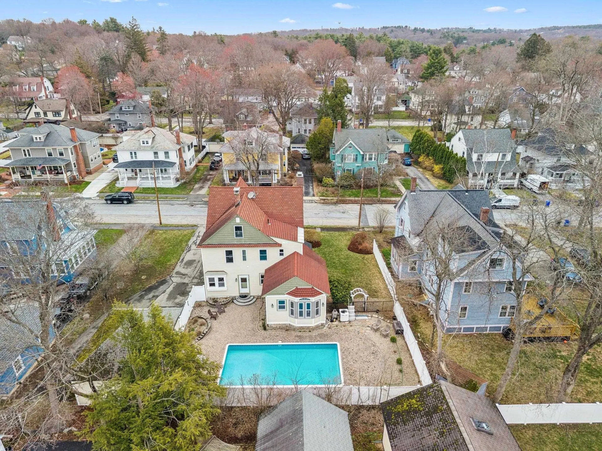944 Chestnut Street Manchester NH 03104