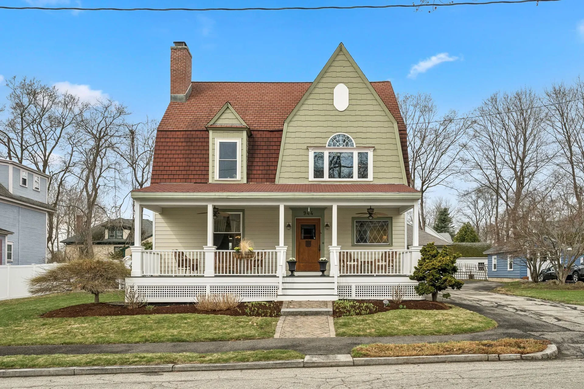 944 Chestnut Street Manchester NH 03104