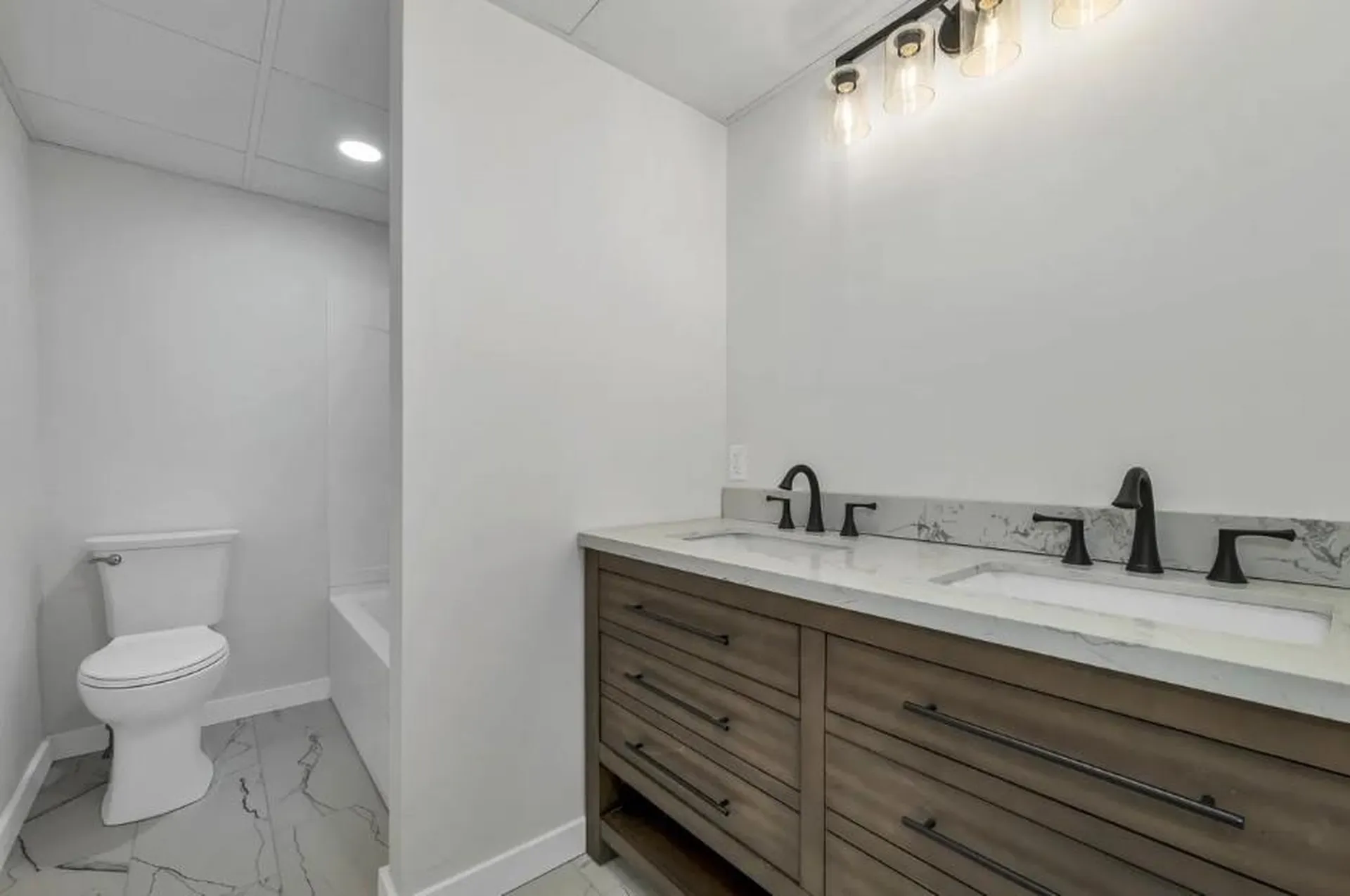 663 Cherry Valley Road Gilford NH 03249
