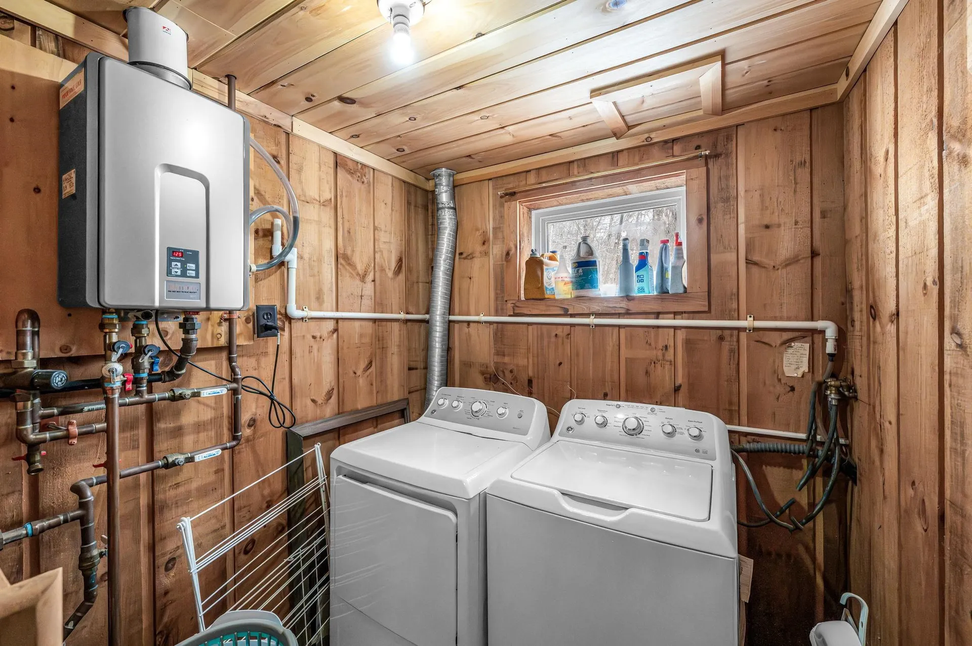 44 Howes Loop Wilmington VT 05363
