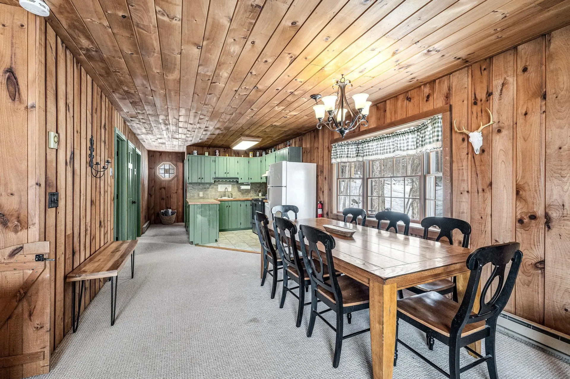 44 Howes Loop Wilmington VT 05363