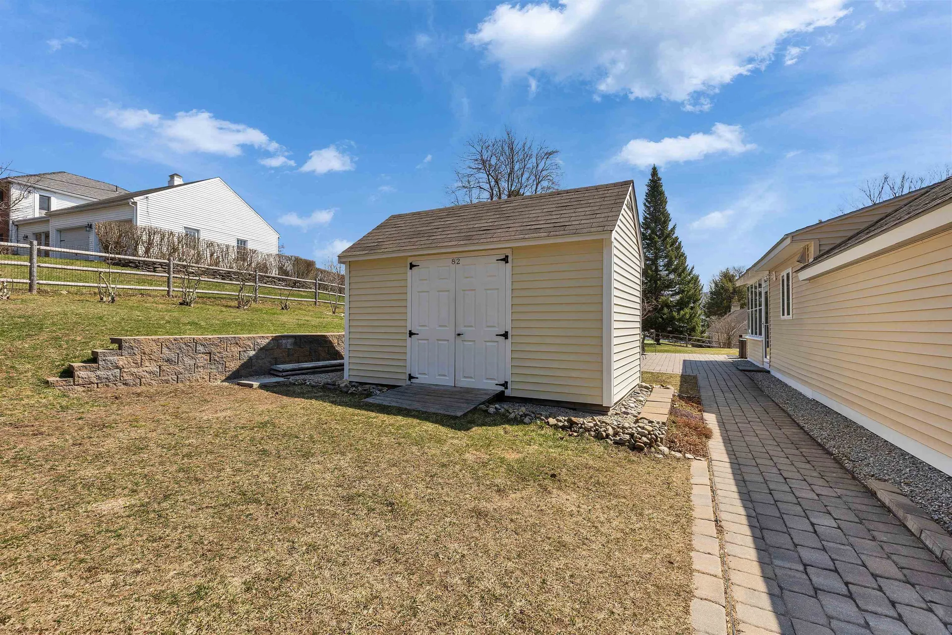 82 Kaufmann Drive Peterborough NH 03458
