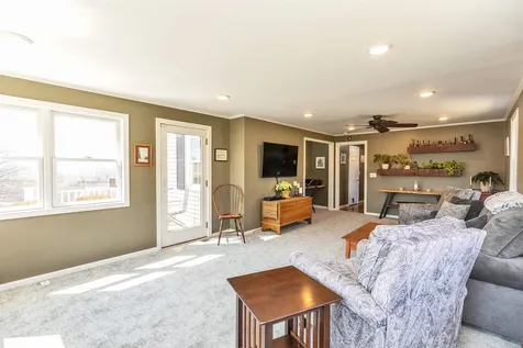 82 Kaufmann Drive Peterborough NH 03458
