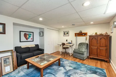 82 Kaufmann Drive Peterborough NH 03458