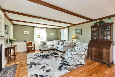 82 Kaufmann Drive Peterborough NH 03458