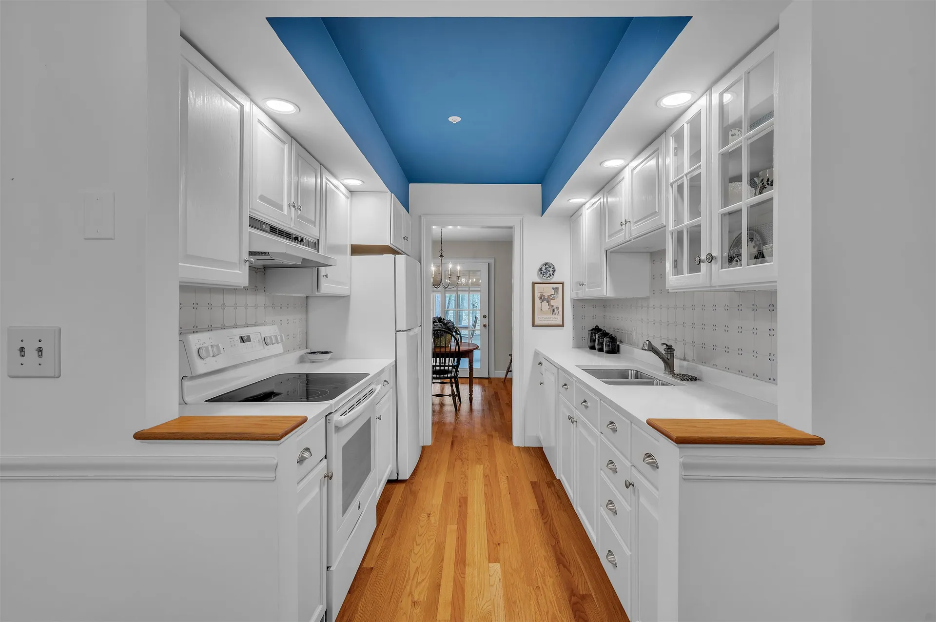56 Peninsula Drive Stratham NH 03885