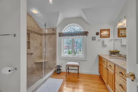 56 Peninsula Drive Stratham NH 03885