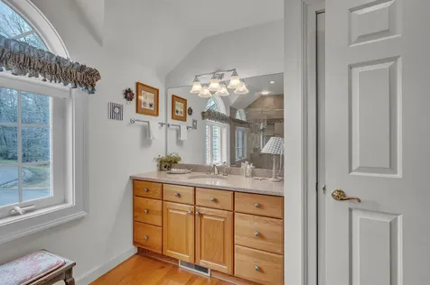 56 Peninsula Drive Stratham NH 03885