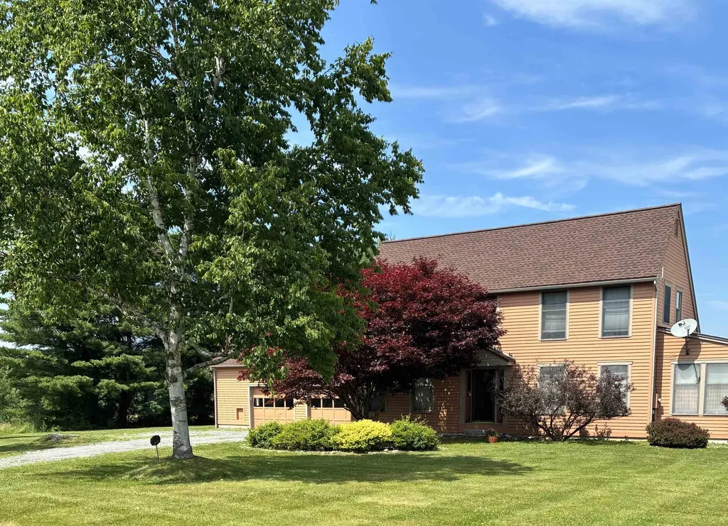 47 Oak Hill Drive Dummerston VT 05301