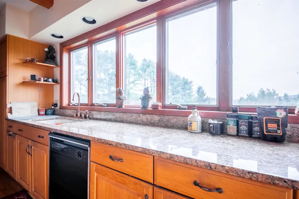 47 Oak Hill Drive Dummerston VT 05301