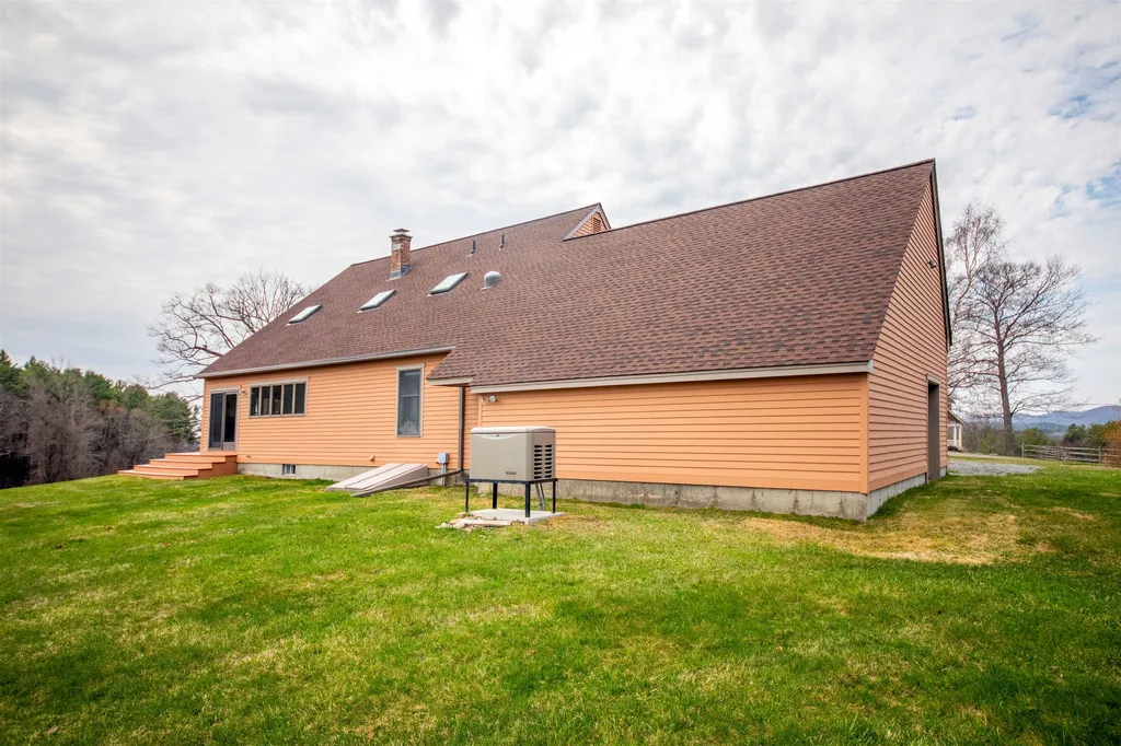 47 Oak Hill Drive Dummerston VT 05301