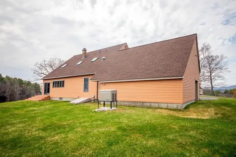 47 Oak Hill Drive Dummerston VT 05301