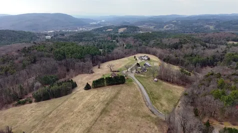 47 Oak Hill Drive Dummerston VT 05301