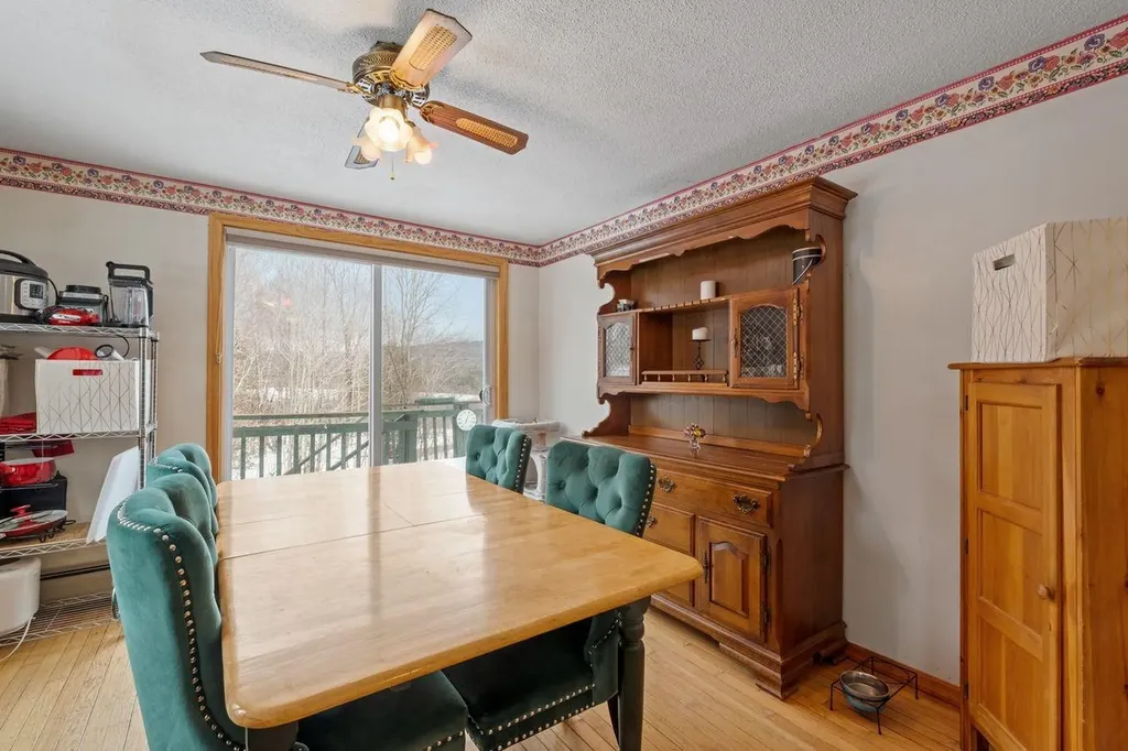 30 Knapp Road Piermont NH 03779