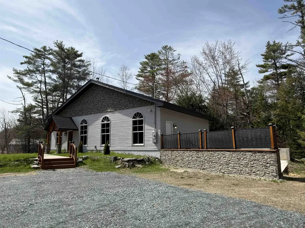 1011 Us Route 4 Canaan NH 03741