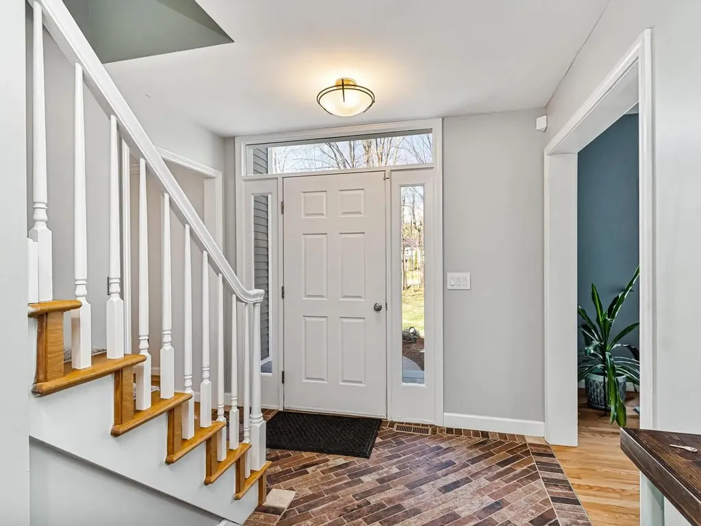 130 Deer Run Drive Shelburne VT 05482