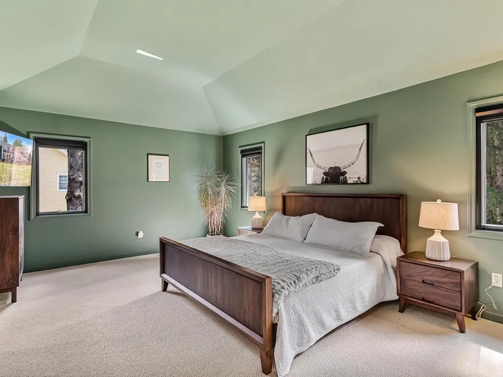 130 Deer Run Drive Shelburne VT 05482