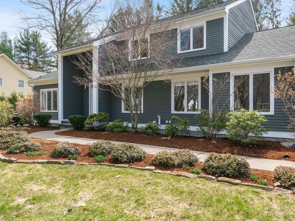 130 Deer Run Drive Shelburne VT 05482