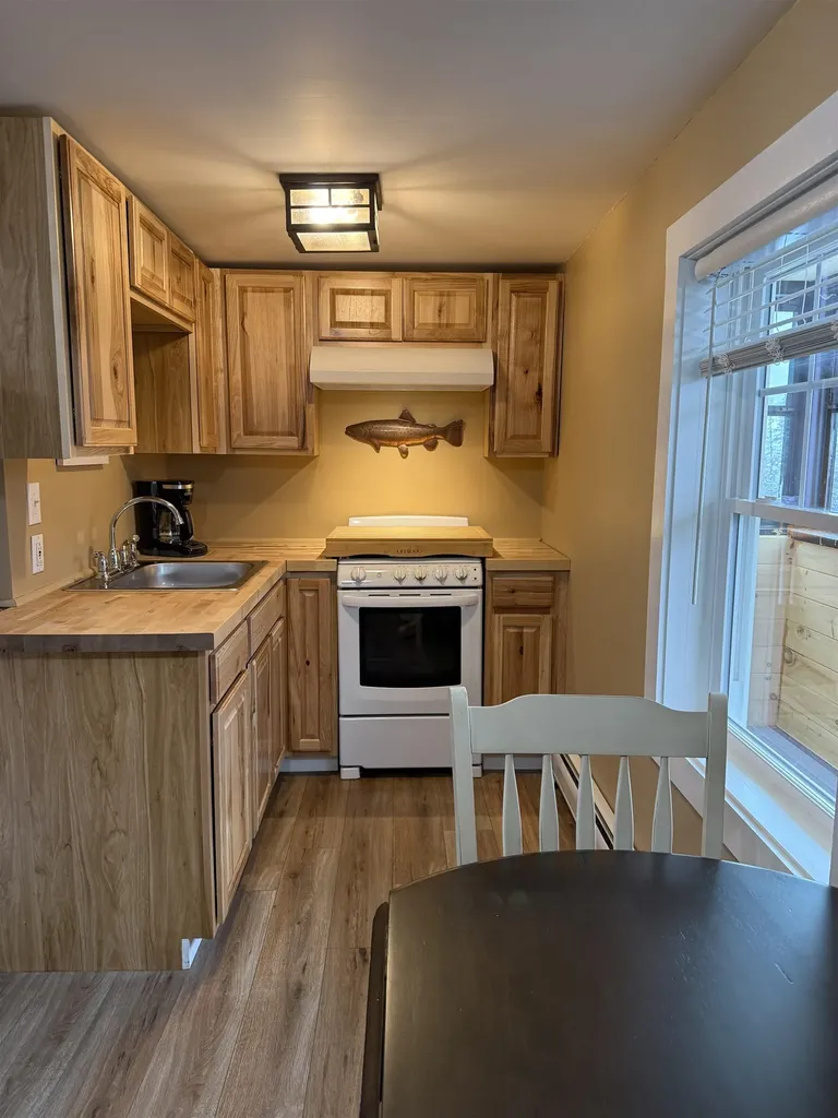 2026 North Main Street Pittsburg NH 03592