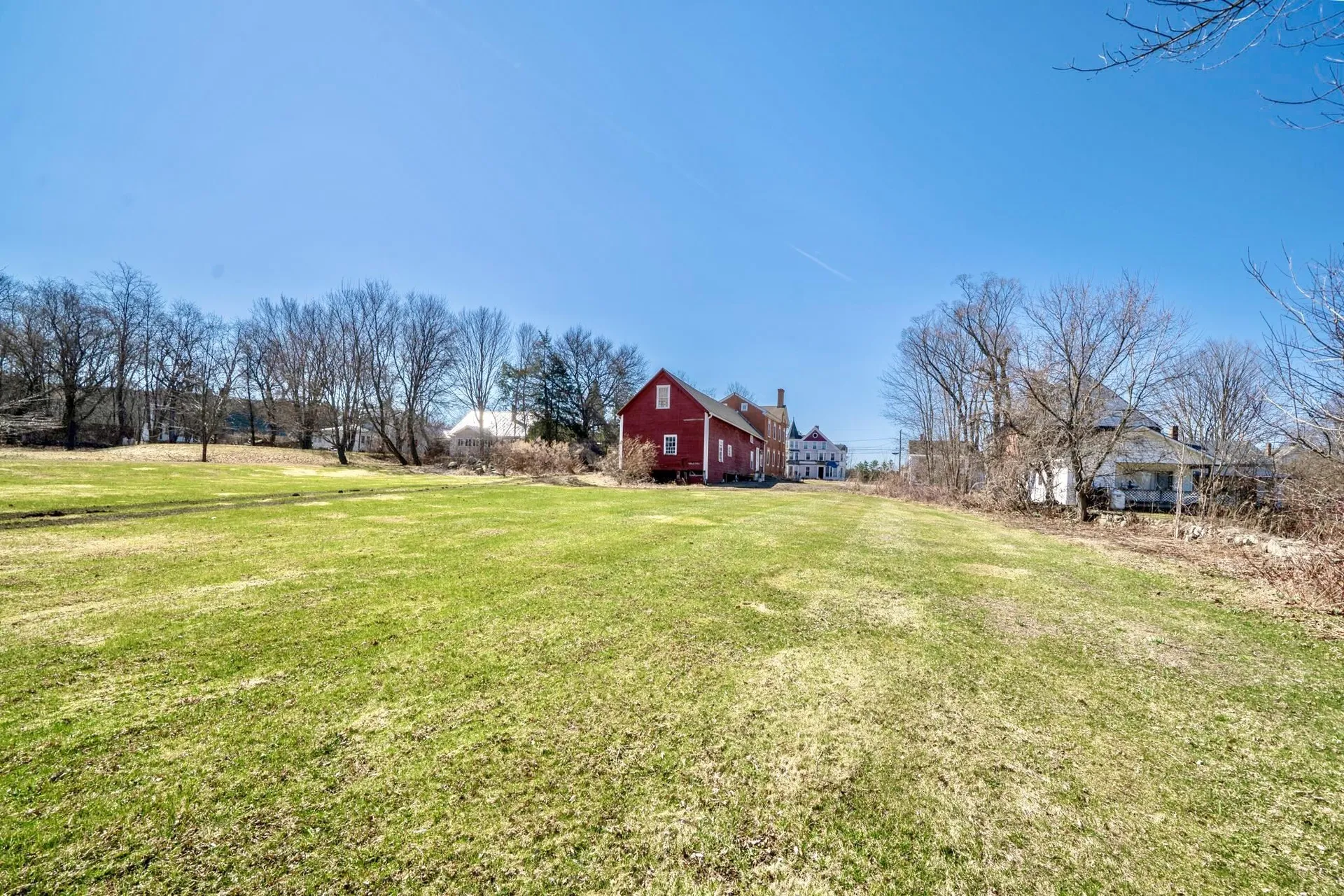 115 Court Street Haverhill NH 03765