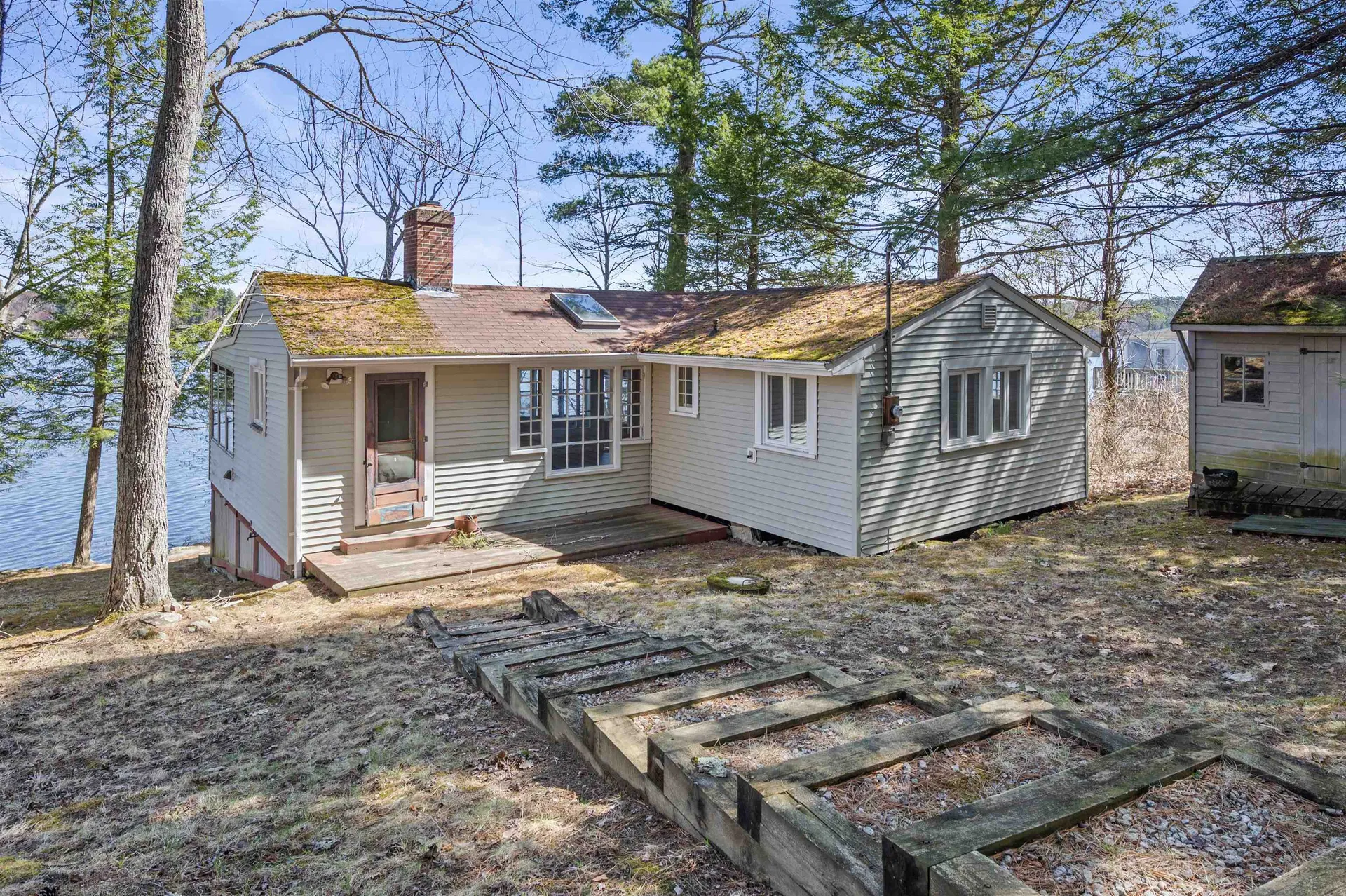 158 Lynn Grove Road Northwood NH 03261-9998