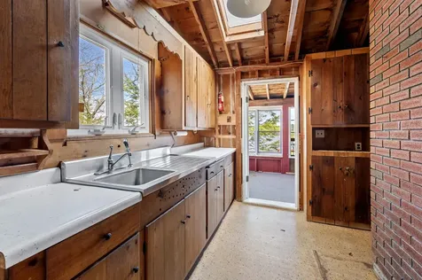 158 Lynn Grove Road Northwood NH 03261-9998