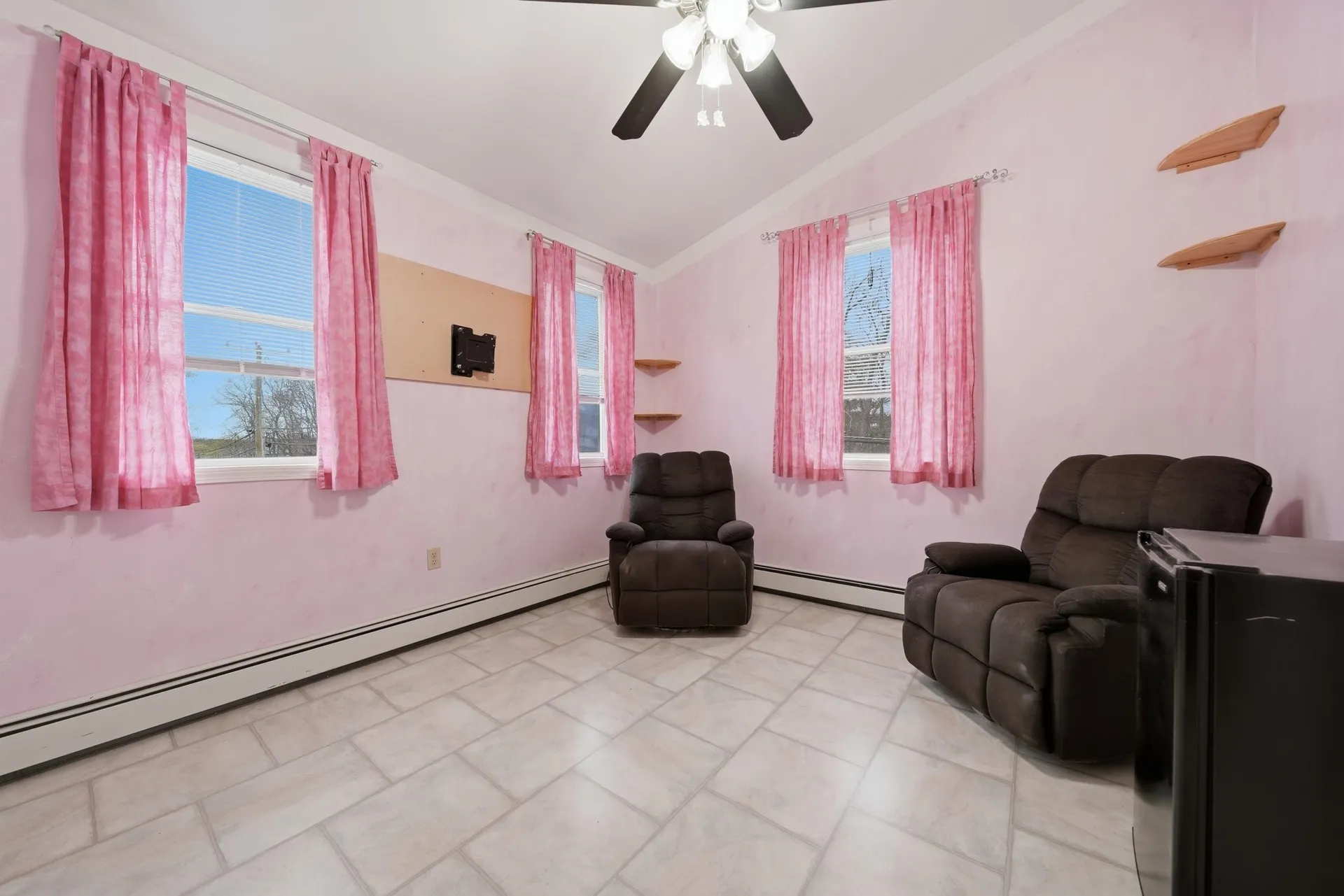 1268 Hanover Street Manchester NH 03104