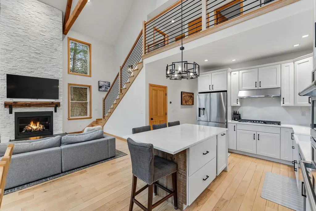 481 Weeks Hill Road Stowe VT 05672