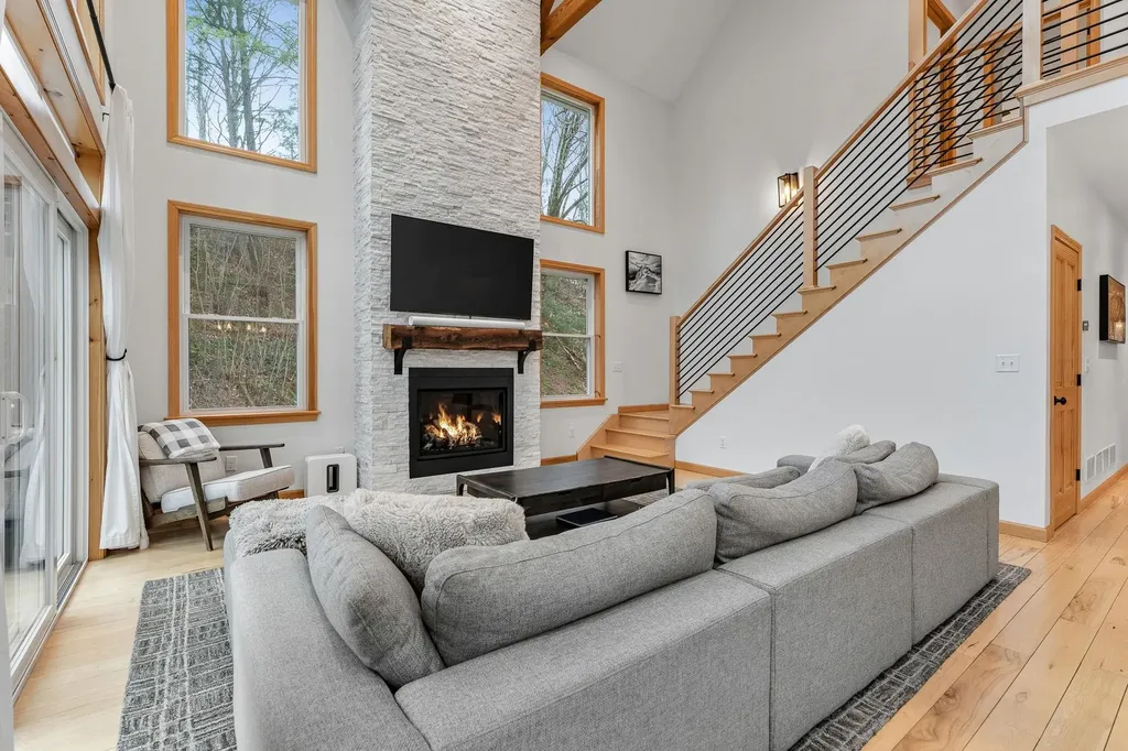 481 Weeks Hill Road Stowe VT 05672